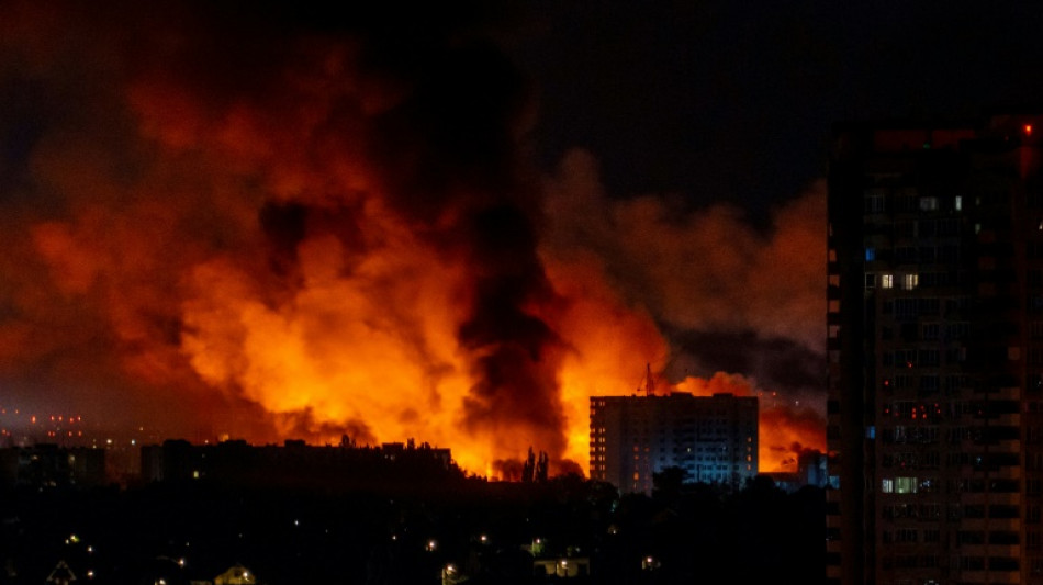 Rússia atinge Ucrânia com maior bombardeio da guerra após ligação Putin-Trump