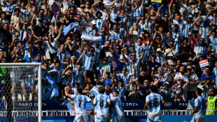 Argentina vence Ucr&acirc;nia e avan&ccedil;a como 2&ordf; do grupo no futebol masculino em Paris