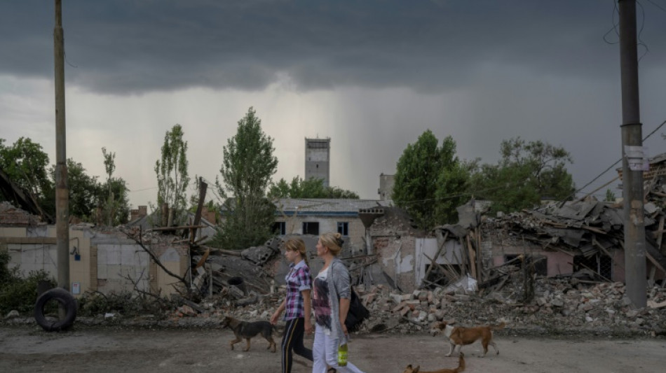 Ukraine : frappes sur le site d'une centrale nucl&eacute;aire, d&eacute;part de trois cargos charg&eacute;s de c&eacute;r&eacute;ales