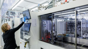 Dachdecker und Techniker: Arbeitskr&auml;fte f&uuml;r Energiewende h&auml;nderingend gesucht