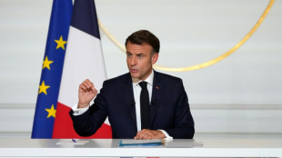 Macron au Groenland pour exprimer la "solidarit&eacute; europ&eacute;enne" face aux vis&eacute;es de Trump