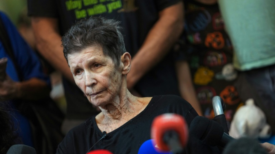 Israelense feita de ref&eacute;m pelo Hamas conta que viveu 'um inferno' mas depois foi 'bem tratada'