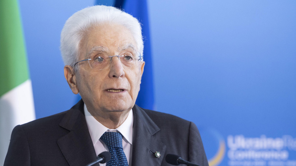 Mattarella, attuare il Trattato del Quirinale è una priorità