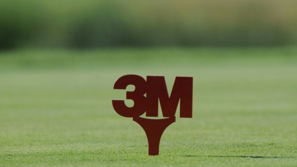 Dow boosted as markets rotate from tech shares 