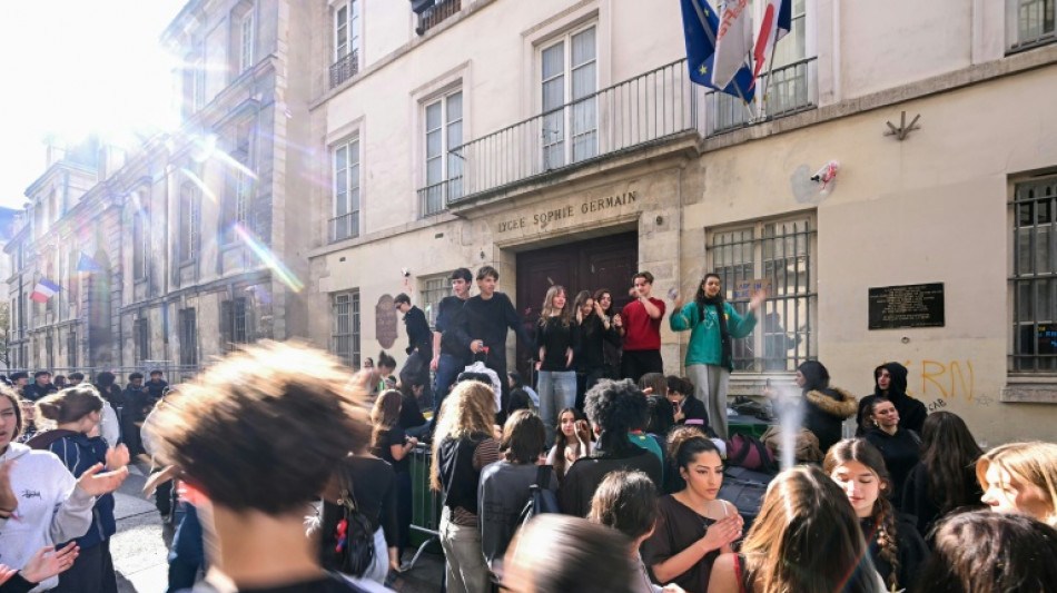 Lyc&eacute;ens, gilets jaunes, militants du climat: vers une convergence des col&egrave;res samedi dans la rue