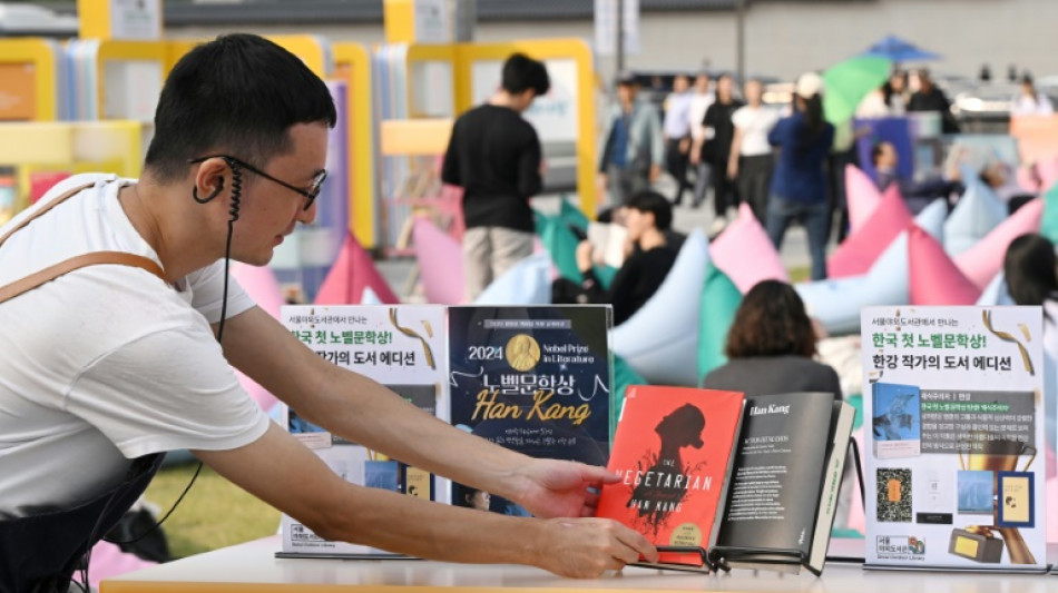 Nach Literatur-Nobelpreis: Han Kang verkauft eine Million B&uuml;cher in S&uuml;dkorea