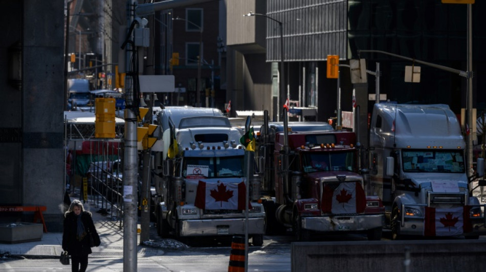 Canad&aacute; reduce los controles contra el covid-19 en las fronteras
