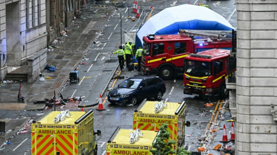 Liverpool: une voiture fonce sur la foule f&ecirc;tant la victoire du club de foot de la ville, des bless&eacute;s