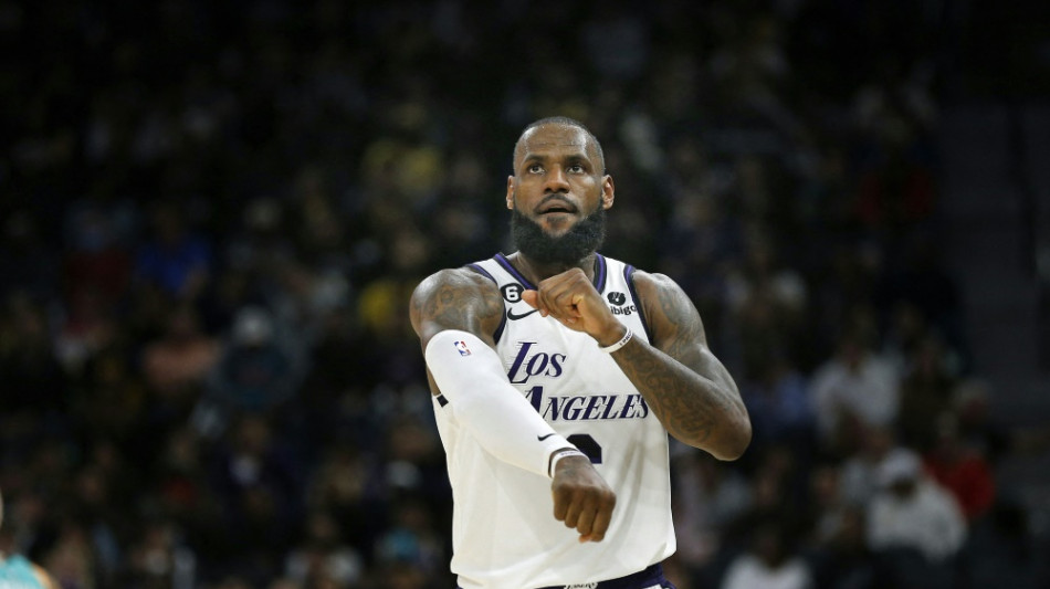 NBA: Schr&ouml;der und James f&uuml;hren Lakers zum Sieg