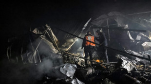 La Defensa Civil de Gaza anuncia 20 muertos en un bombardeo israel&iacute; de un campo de desplazados