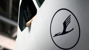 Piloten bei der Lufthansa stimmen f&uuml;r Tarifpaket - Keine Streiks bis Ende 2026