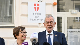 En Autriche, le pr&eacute;sident &eacute;cologiste sortant r&eacute;&eacute;lu