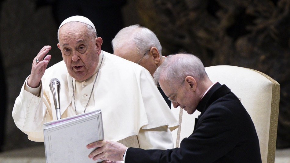 Il Papa, 'sempre pi&ugrave; concreta la minaccia di guerra mondiale'
