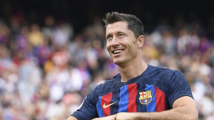 Barca Tabellenf&uuml;hrer - Lewandowski erzielt Doppelpack