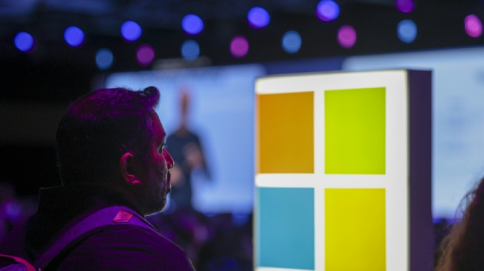 Microsoft anuncia una inversi&oacute;n de 30.000 millones de d&oacute;lares en Reino Unido durante la visita de Trump