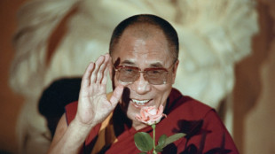 Los tibetanos enfrentan un futuro incierto en el 90&ordm; cumplea&ntilde;os del dal&aacute;i lama