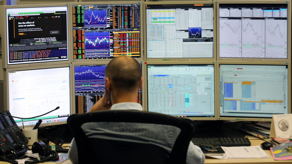 Lo spread tra Btp e Bund in avvio &egrave; poco mosso a 127,7 punti