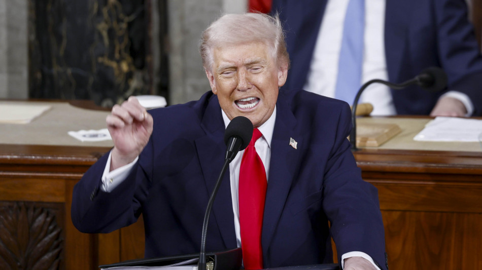Trump, non ho deciso sull'Iran, non contento di come negozia