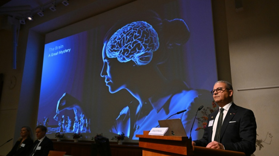 US-German trio wins medicine Nobel for work on optogenetics
