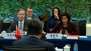 En Chine, la ministre am&eacute;ricaine du Commerce pr&ocirc;ne des relations apais&eacute;es