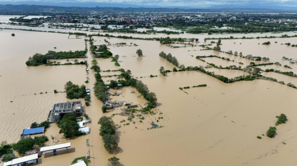 Una nueva tormenta se acerca a Filipinas despu&eacute;s del mortal cicl&oacute;n