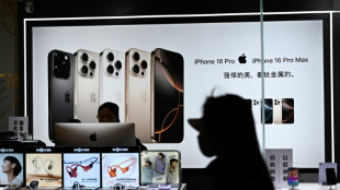 Trump diz que ningu&eacute;m est&aacute; livre de tarifas mas os mercados operam em alta