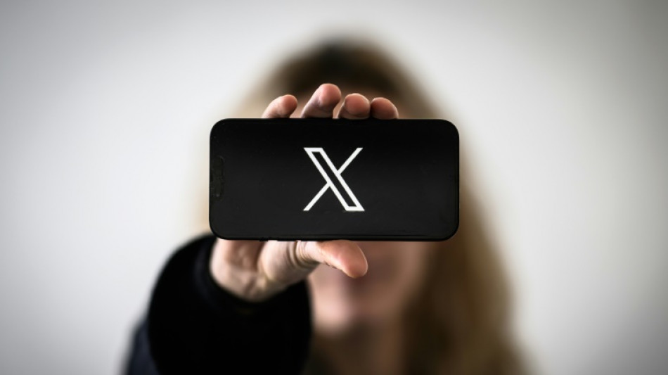 Sur internet, des jeunes femmes démunies face au cyberharcèlement