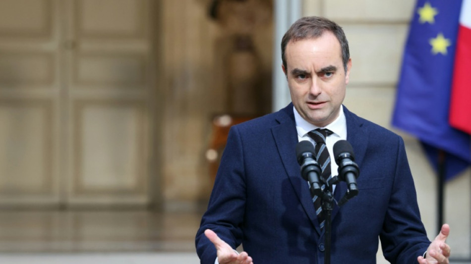 El primer ministro franc&eacute;s busca convencer a la oposici&oacute;n para evitar la censura