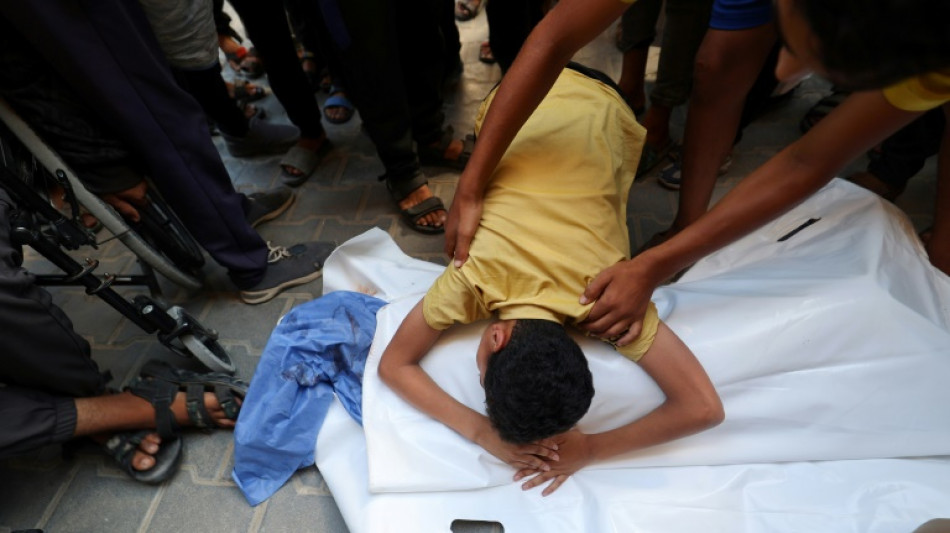 Gaza: la Défense civile annonce un bilan de 43 morts dans des raids israéliens