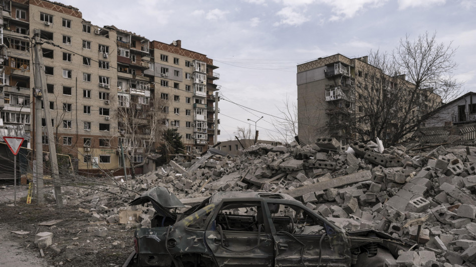 Kiev,bombe aeree russe in Donesk, 2 morti.Colpito ospedale