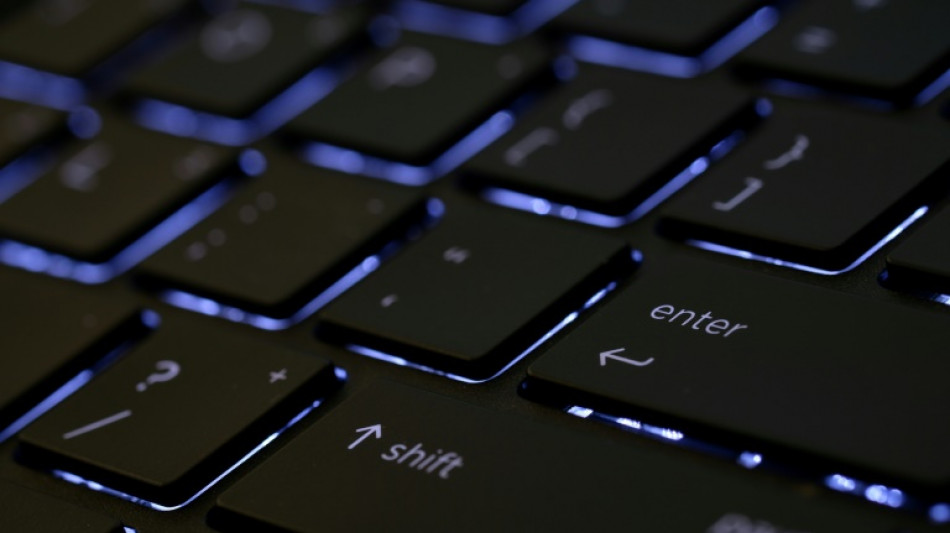 Hamburger Ehepaar sucht Auftragskiller im Darknet und fällt auf Betrüger herein