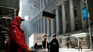 Wall Street en retrait apr&egrave;s plusieurs s&eacute;ances dans le vert