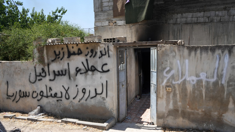 Rubio chiede a governo Siria di contenere 'jihadisti violenti'