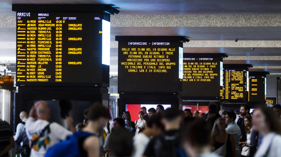 Partono i primi scioperi, oggi stop al trasporto pubblico in alcune citt&agrave;