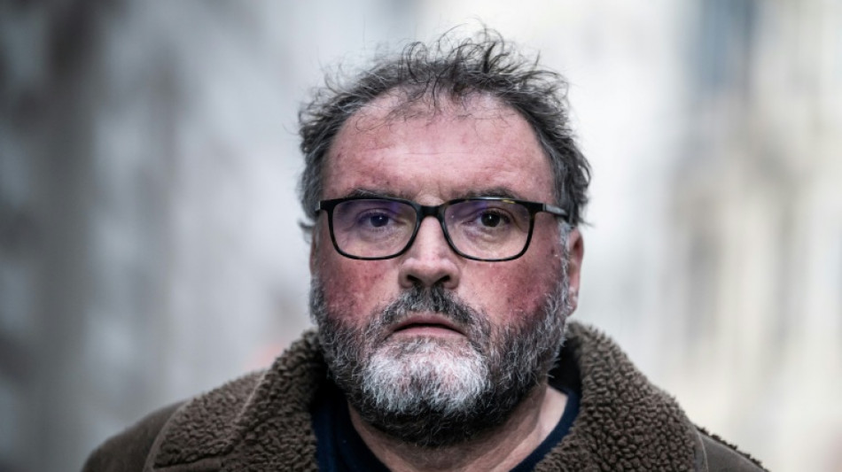 Justi&ccedil;a francesa condena &agrave; pris&atilde;o perp&eacute;tua anestesista que envenenou 30 pacientes