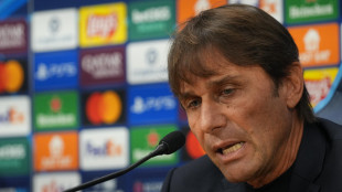 Champions: Conte 'difesa a tre per le assenze a centrocampo'