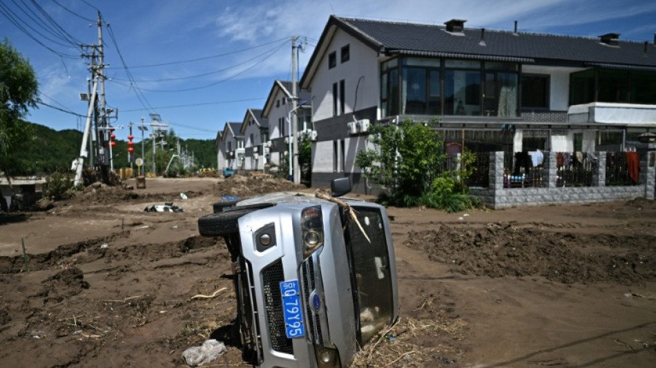 Autoridades chinas admiten "errores" en gestión de lluvias que dejaron al menos 44 muertos