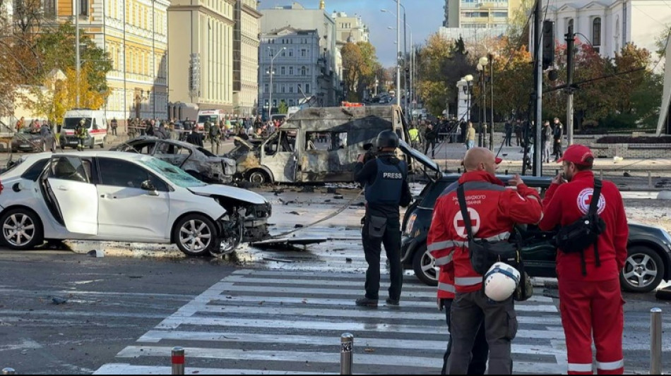 Tote und Verletzte bei Angriffen auf Kiew und "viele" andere ukrainische St&auml;dte