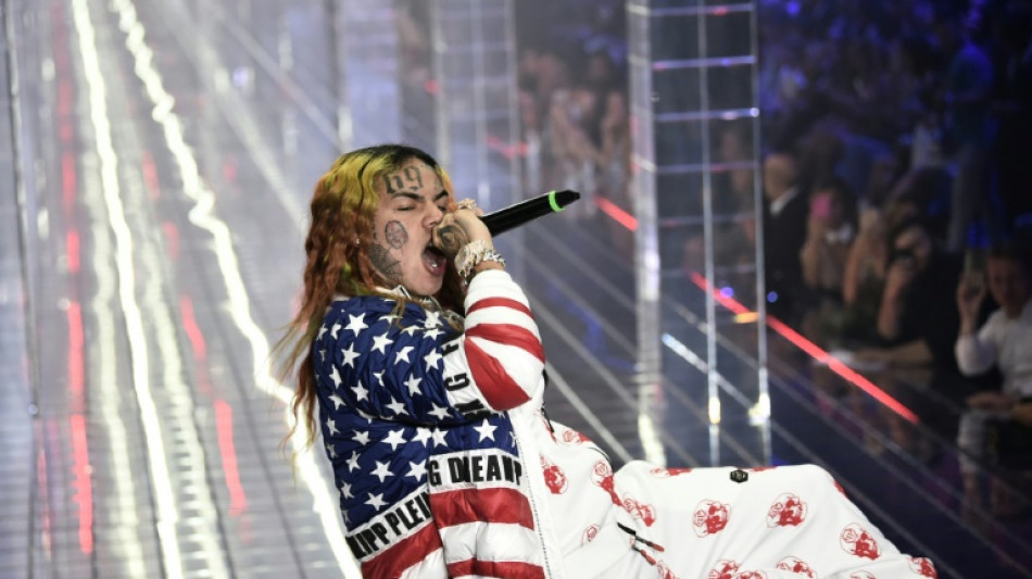 Servicio de datos indisponible en Cuba, tras una aglutinaci&oacute;n por el rapero 6ix9ine 