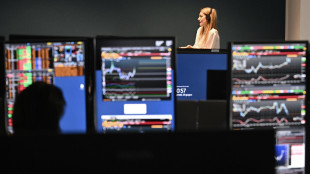Borsa: Milano apre in rialzo (+0,35%)