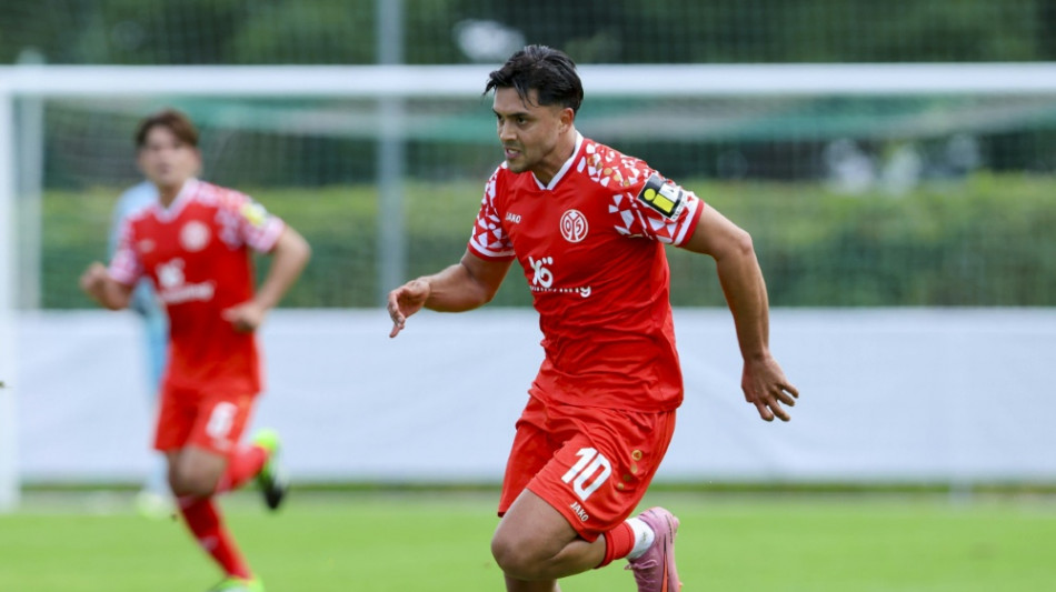 Trotz Becherw&uuml;rfen: Amiri feiert "super guten Abend"