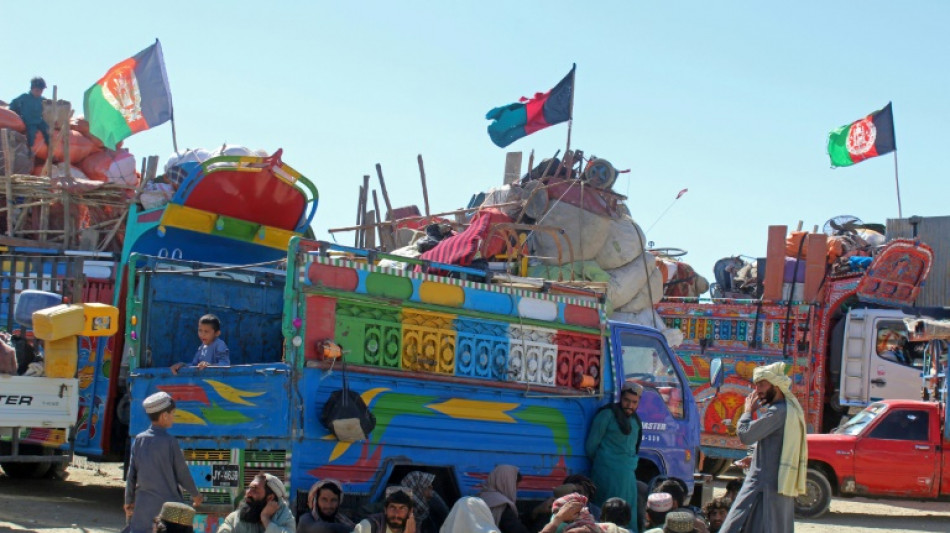 Chass&eacute;s du Pakistan, des Afghans face au n&eacute;ant d'une vie &agrave; reconstruire