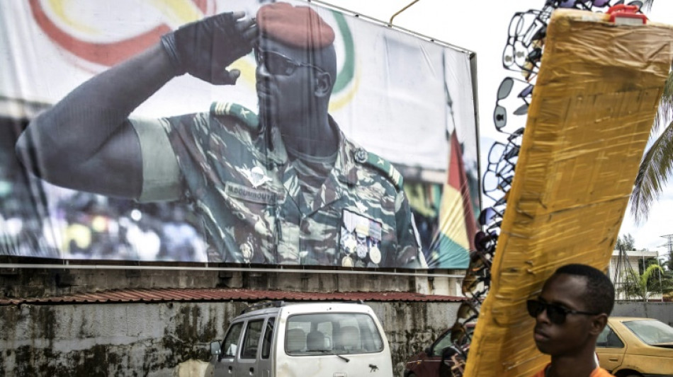 En Guin&eacute;e, le chef de la junte officiellement candidat &agrave; la pr&eacute;sidentielle de d&eacute;cembre