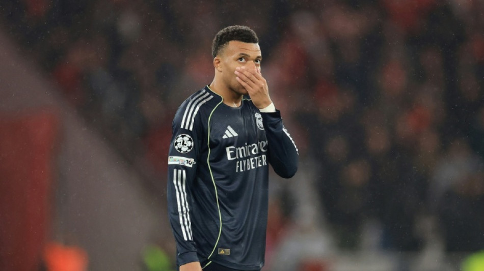 Mbapp&eacute; n&atilde;o treina e &eacute; d&uacute;vida no Real Madrid contra Real Sociedad