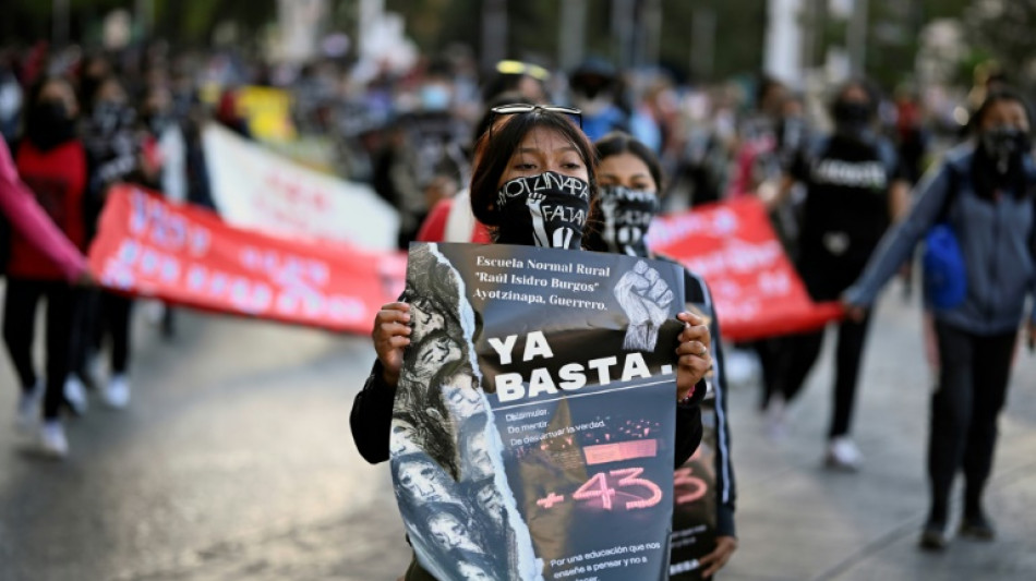 Aprueban en M&eacute;xico una ley que permite liberar a delincuentes que cooperen