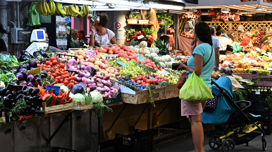 I mercati di strada si svuotano, dal 2014 -42mila imprese