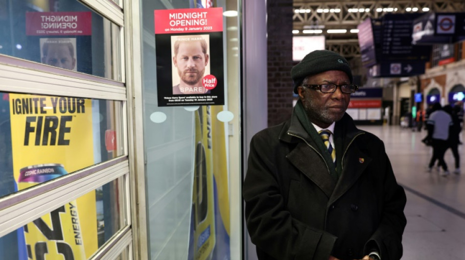 Les m&eacute;moires explosifs du prince Harry arrivent en librairie