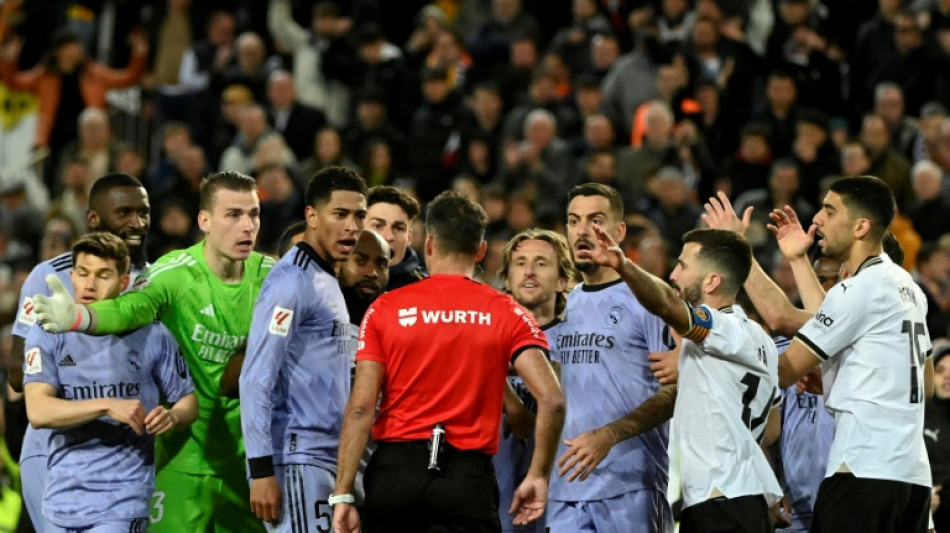 Bellingham &eacute; suspenso por 2 jogos no Espanhol por expuls&atilde;o contra o Valencia