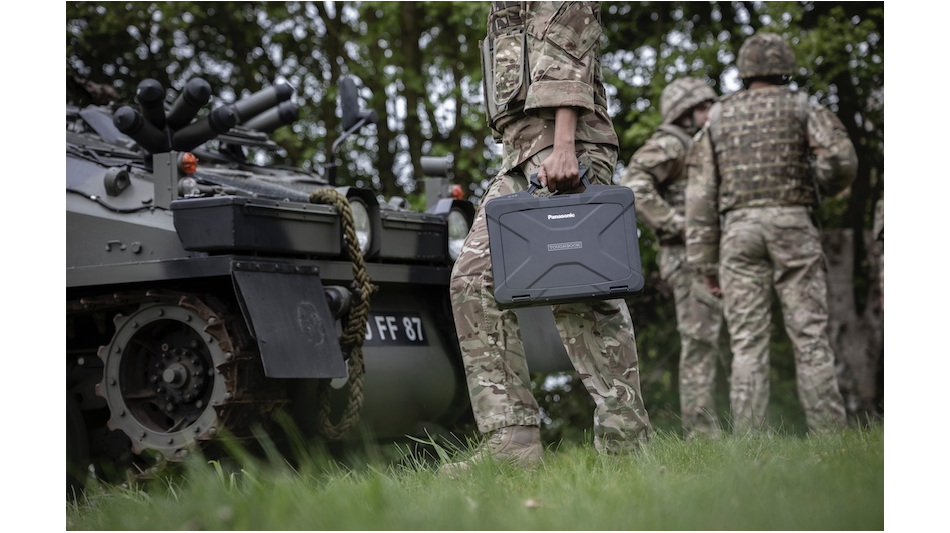 Robuste IT für den Feldeinsatz: TOUGHBOOK macht militärische Fahrzeuge zu mobilen Einsatzzentralen