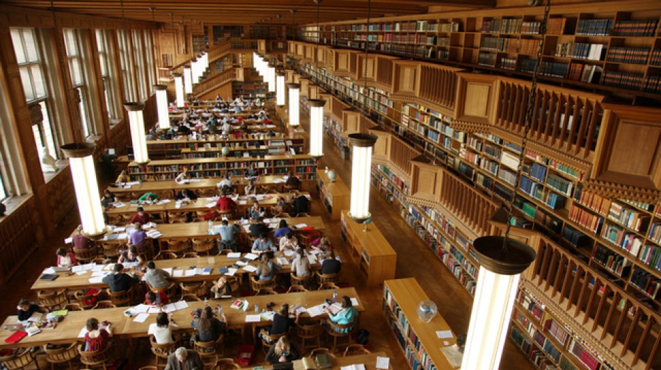 Southern Cross Gold Consolidated Ltd Announces Completion of SXG Scheme, Board Changes